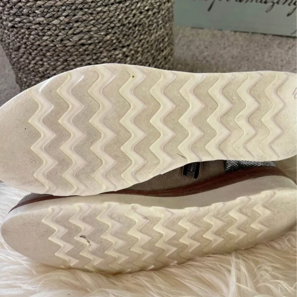 Women's Taupe Suede Lace-Up & Zip Ankle Booties - Picture 8 of 9